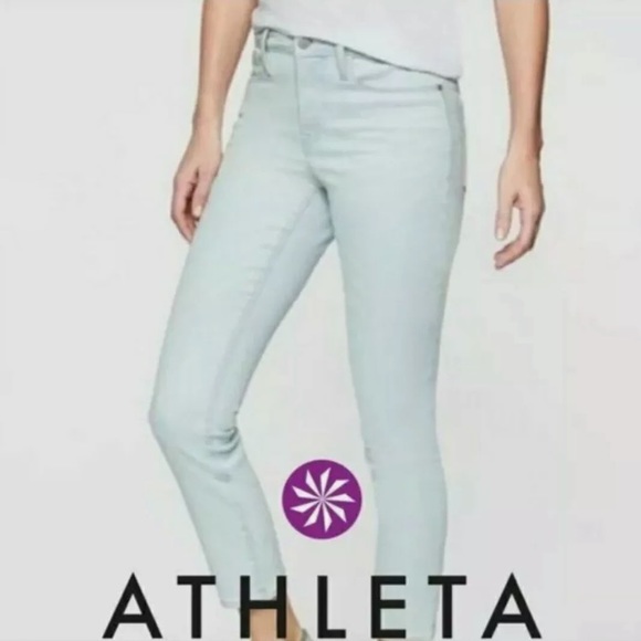 Athleta Denim - EUC Athleta Sculptek Skinny Crop Jean Glacier Wash